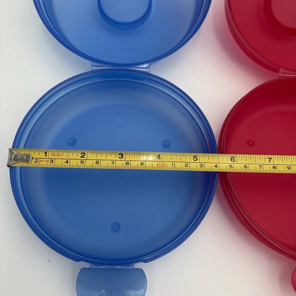 Set Of 2 Tupperware Round Red Blue Bagel Salad Sandwich‎ Keeper  4440A